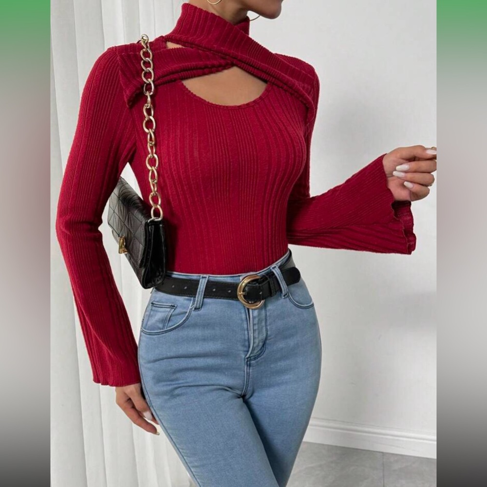 Chic Red Ribbed Knit Top - Picture 4 of 12